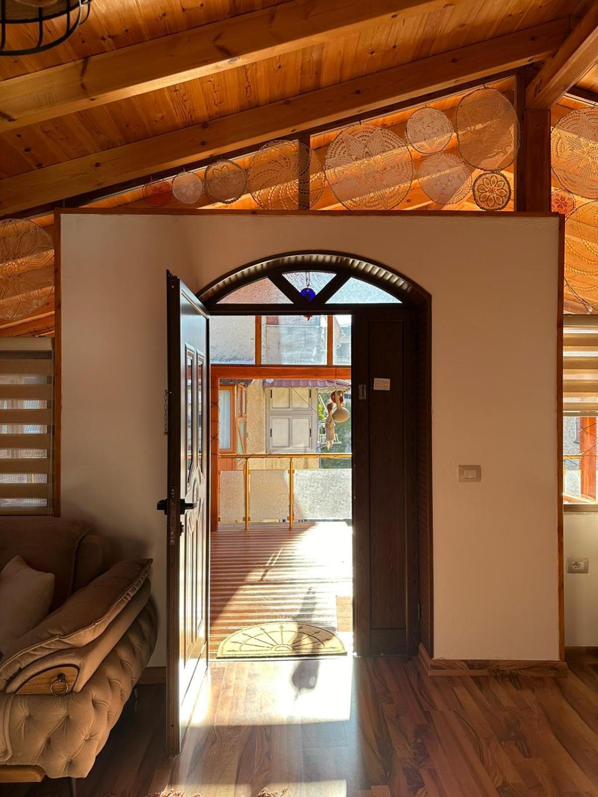 Alimeti Guesthouse Berat Esterno foto