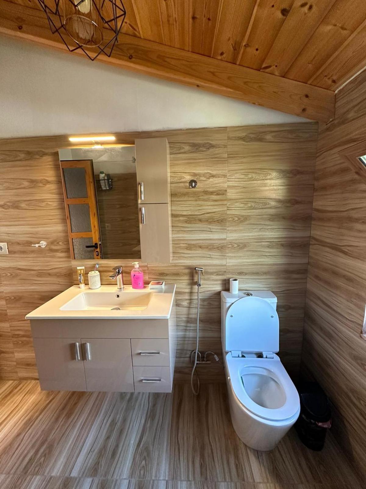 Alimeti Guesthouse Berat Esterno foto