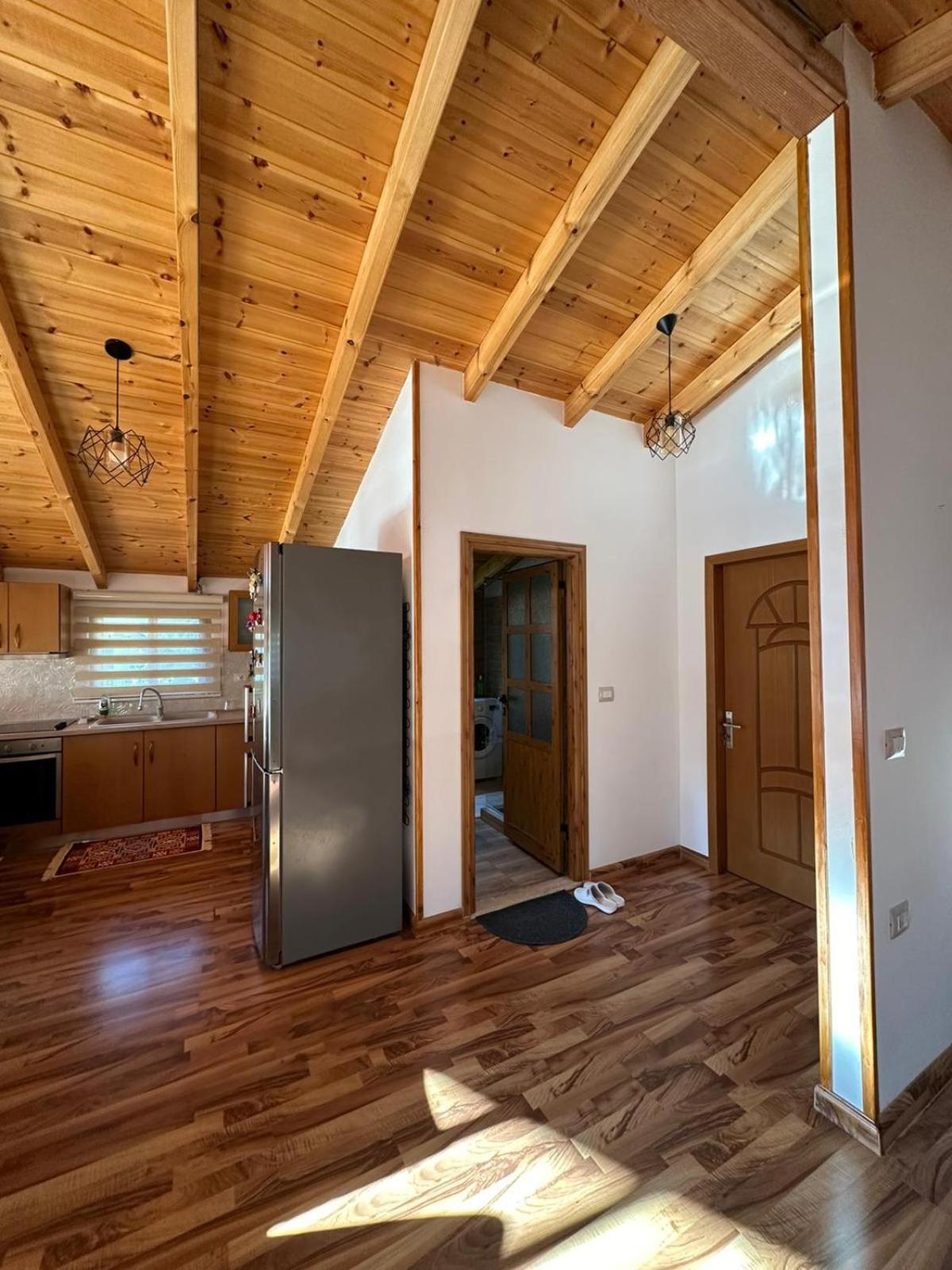 Alimeti Guesthouse Berat Esterno foto