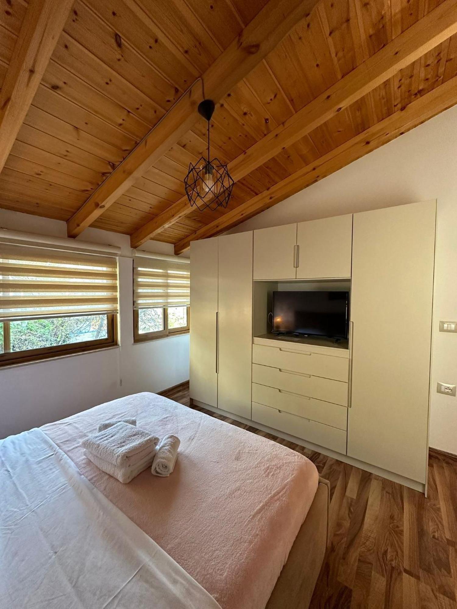 Alimeti Guesthouse Berat Esterno foto